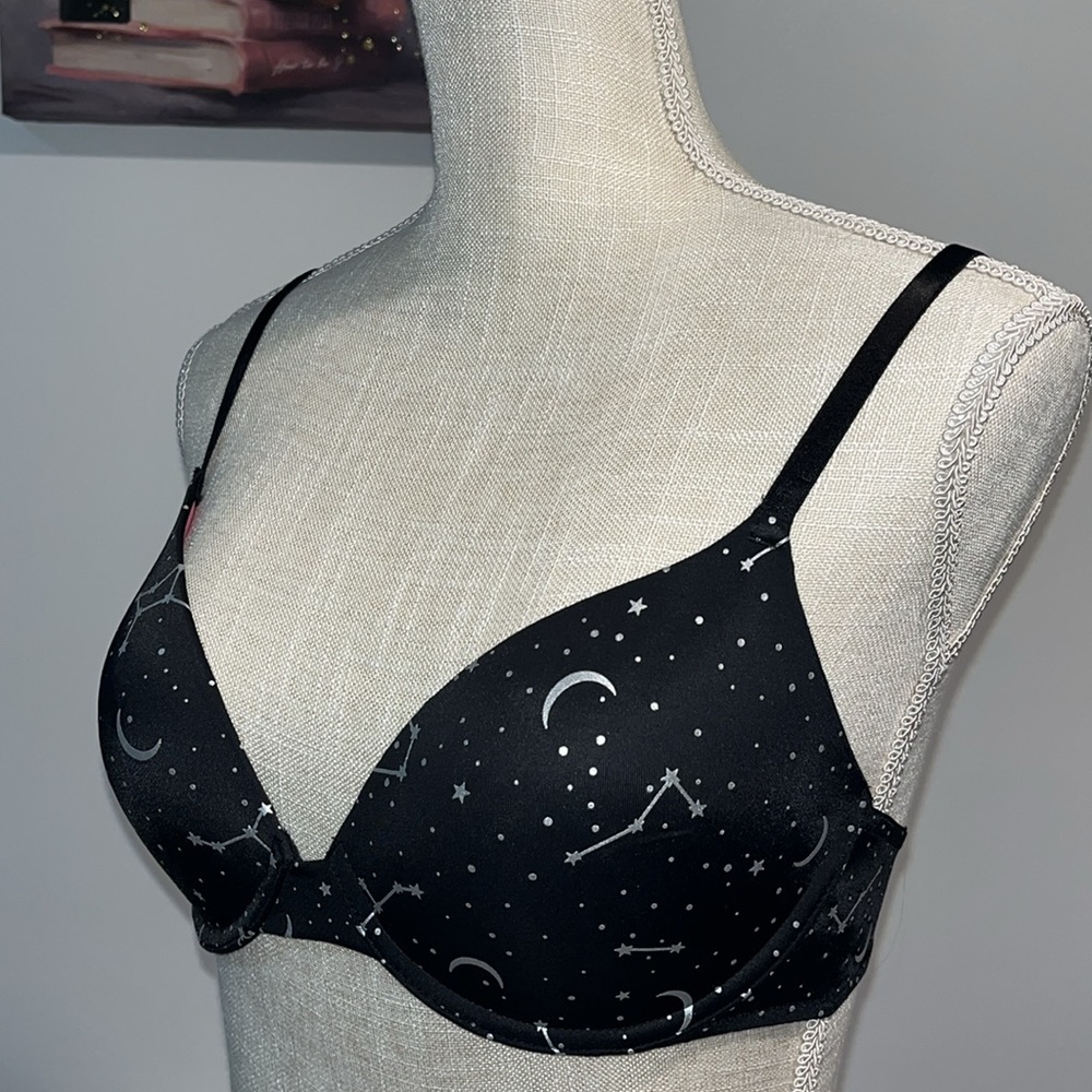 PINK Victoria’s Secret Smooth Lightly Lined T-Shirt Bra - Picture 4 of 16